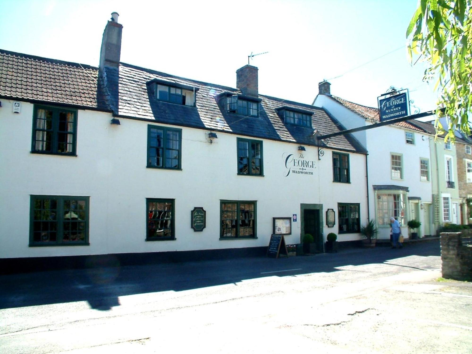 The George At Nunney Hotel Bagian luar foto