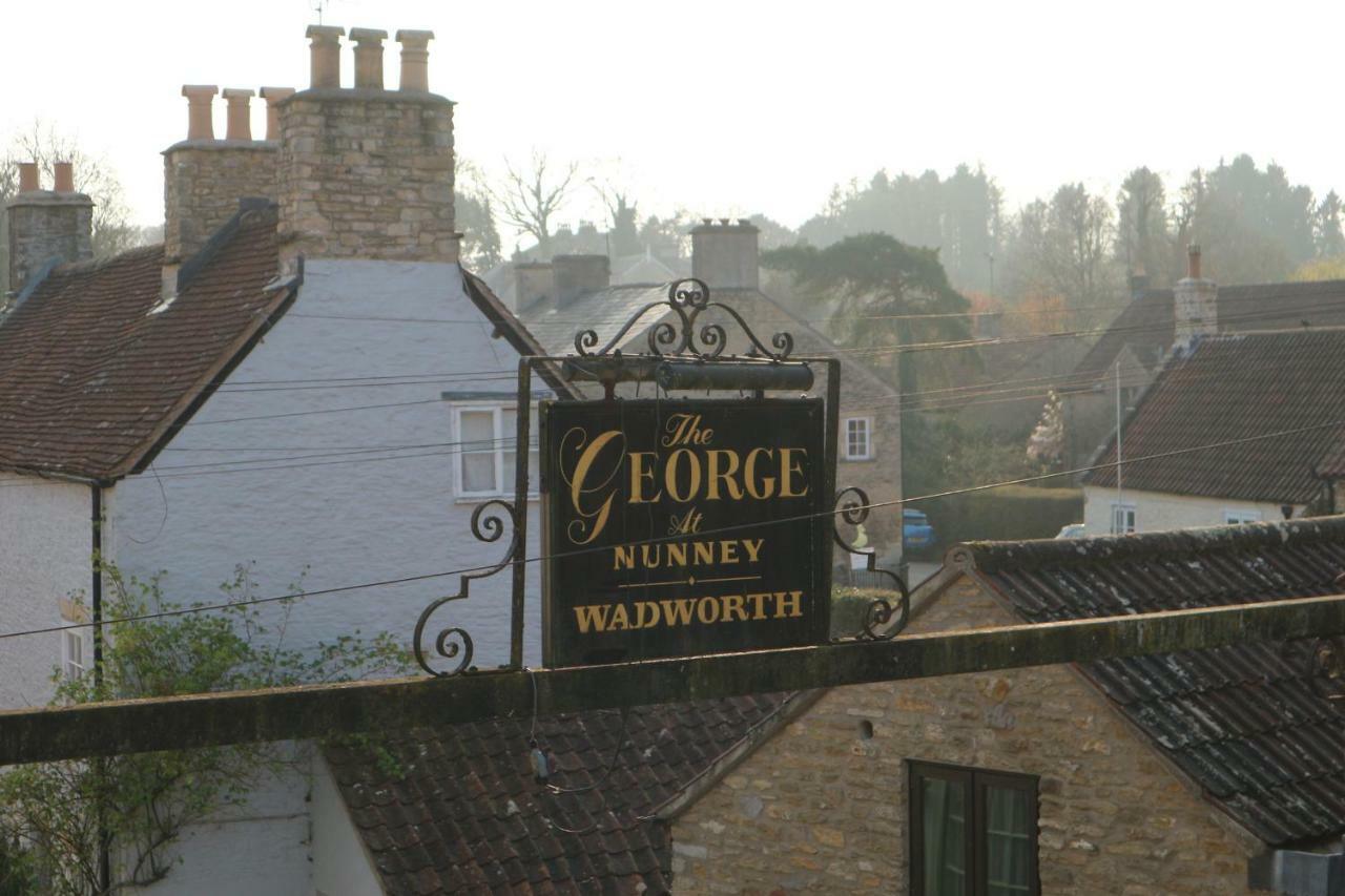 The George At Nunney Hotel Bagian luar foto