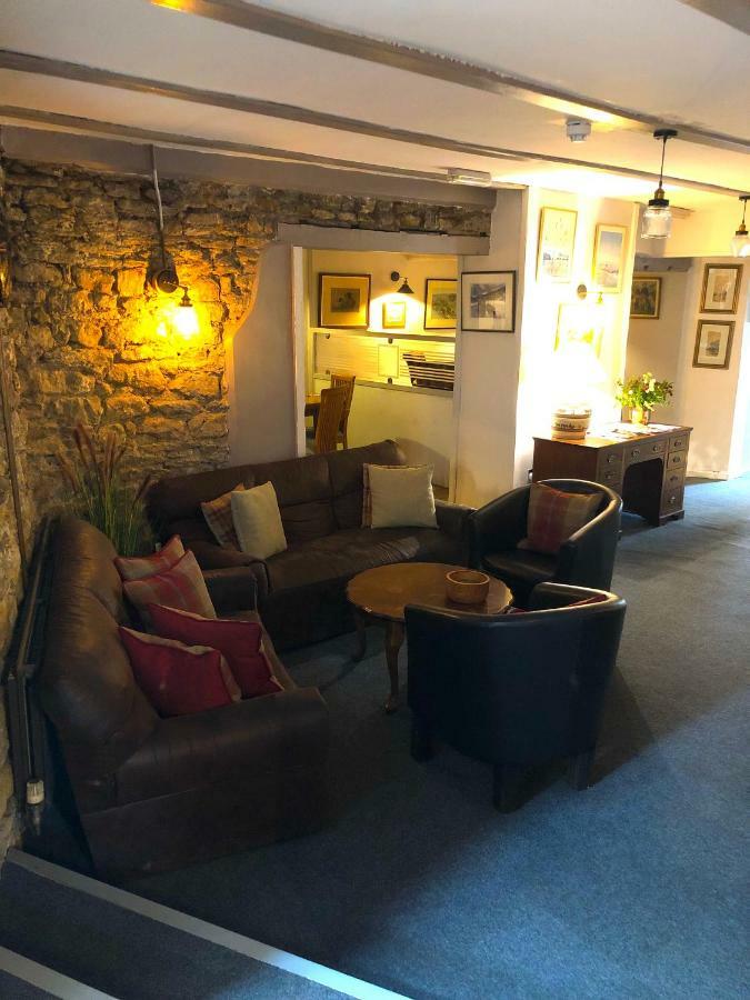 The George At Nunney Hotel Bagian luar foto