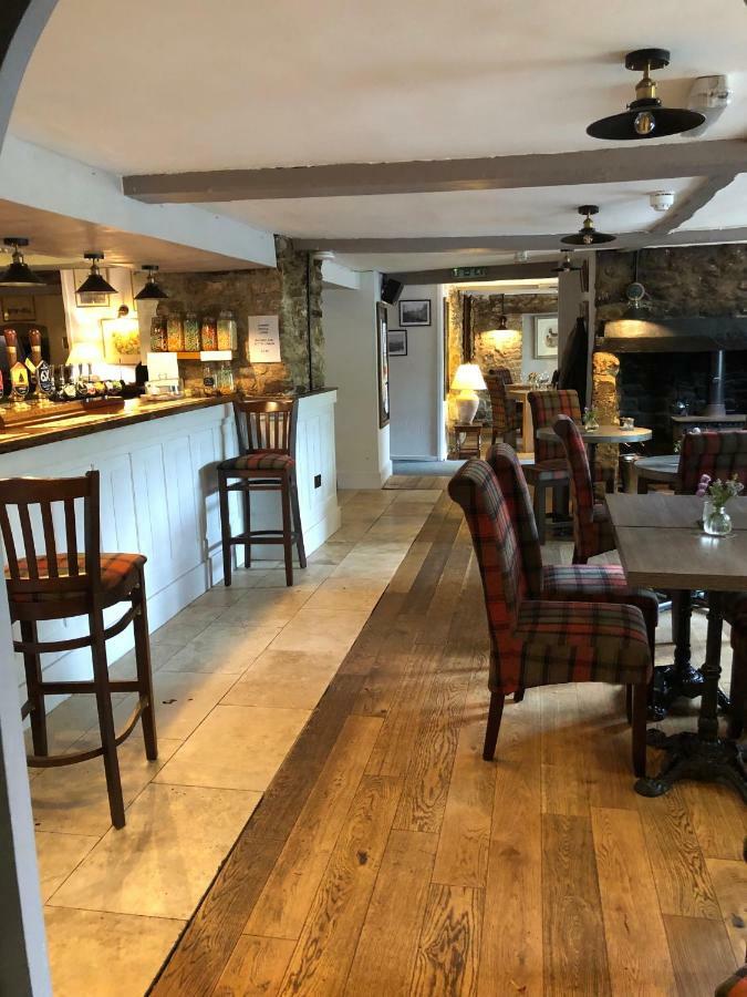 The George At Nunney Hotel Bagian luar foto