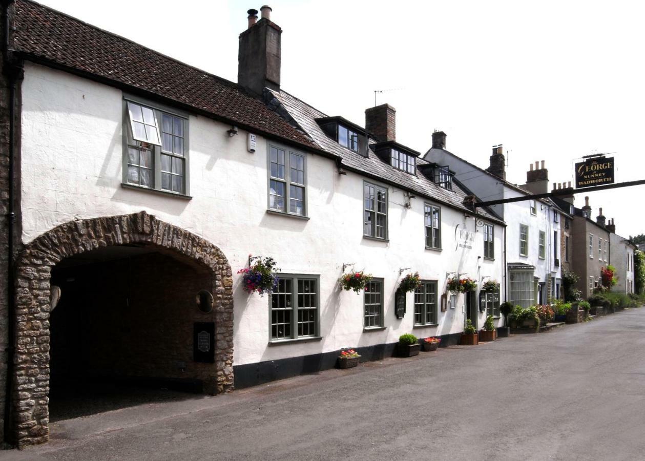 The George At Nunney Hotel Bagian luar foto